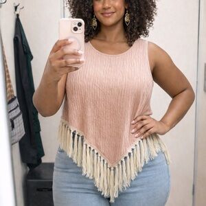 Ivory crepe fabric fringed assymetrical hem tank top Sz L festival boho